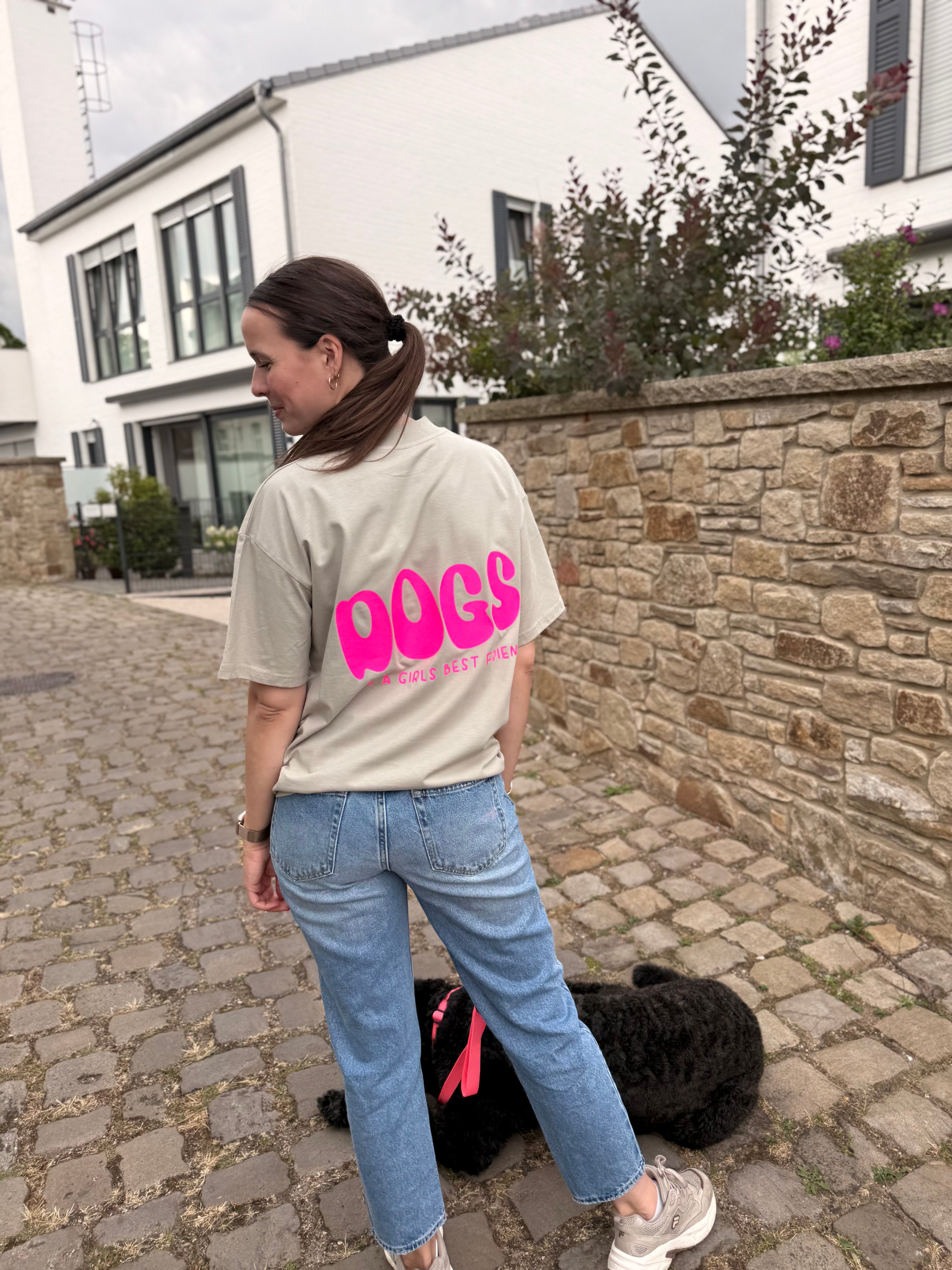 UNISEX T-SHIRT "DOGS ARE A GIRLS BEST FRIEND" - WOOF DELI
