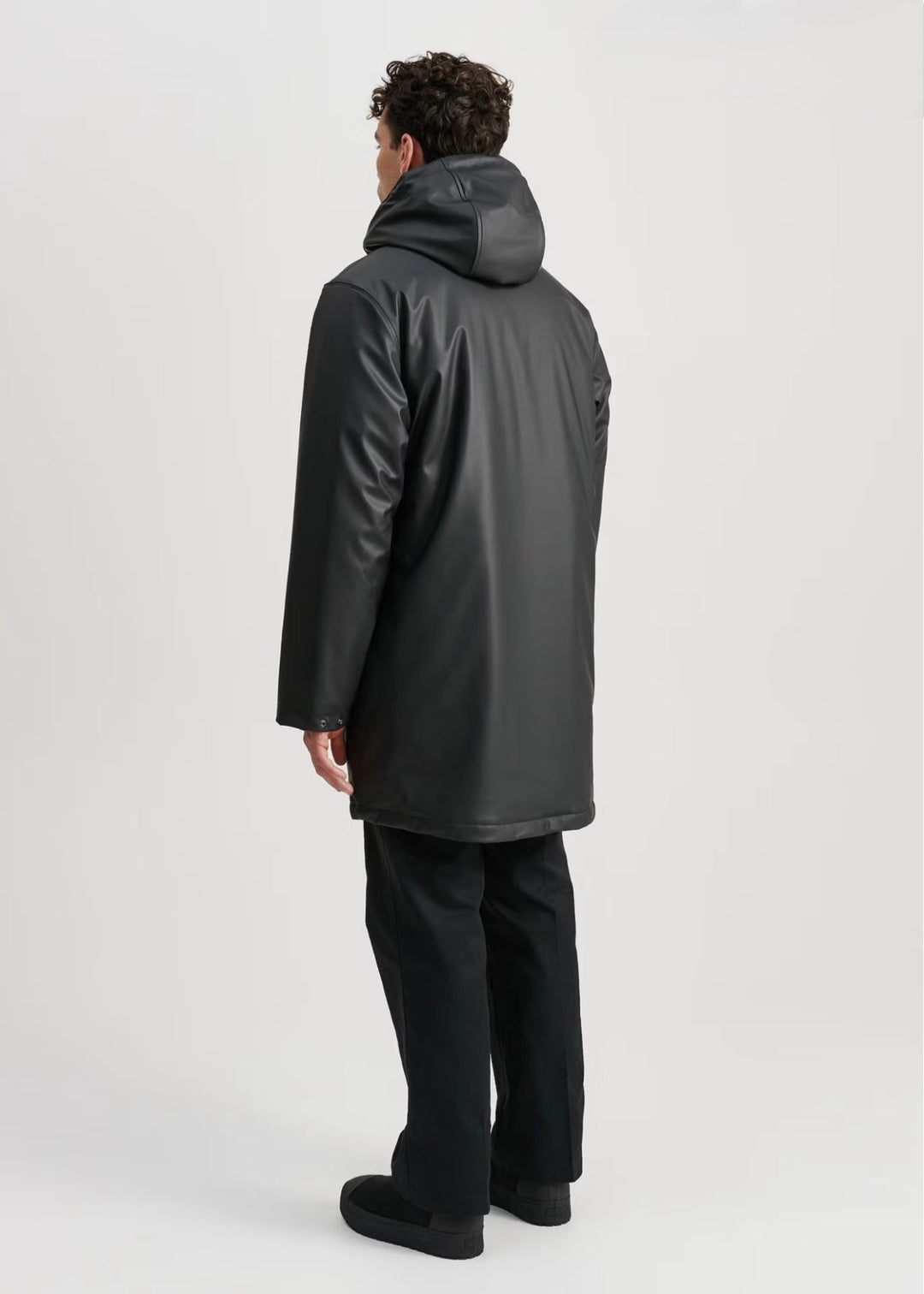REGENJACKE SCHWARZ GEPOLSTERT/WÄRMEND