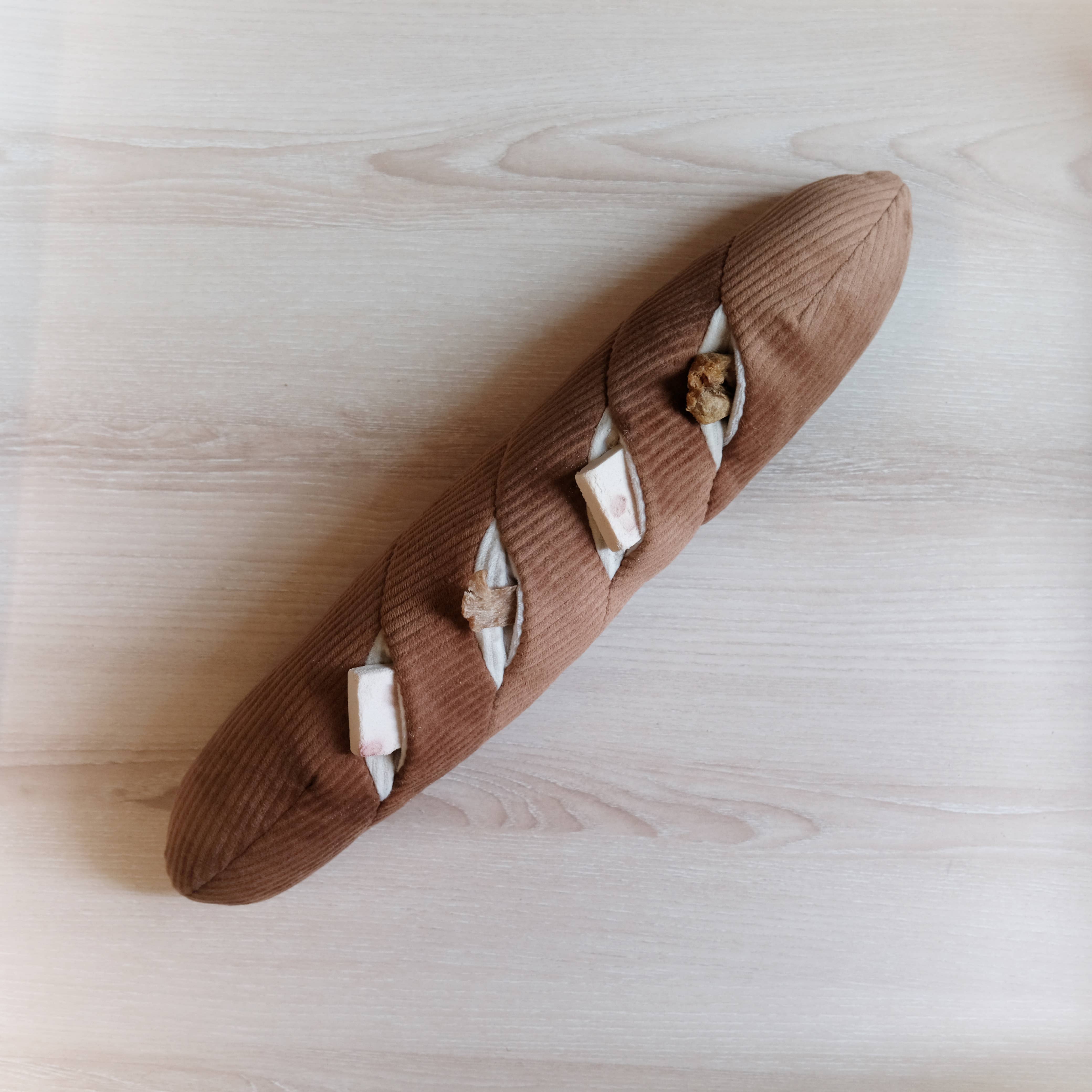 BAGUETTE//ENRICHMENT HUNDESPIELZEUG Lambwolf Collective 