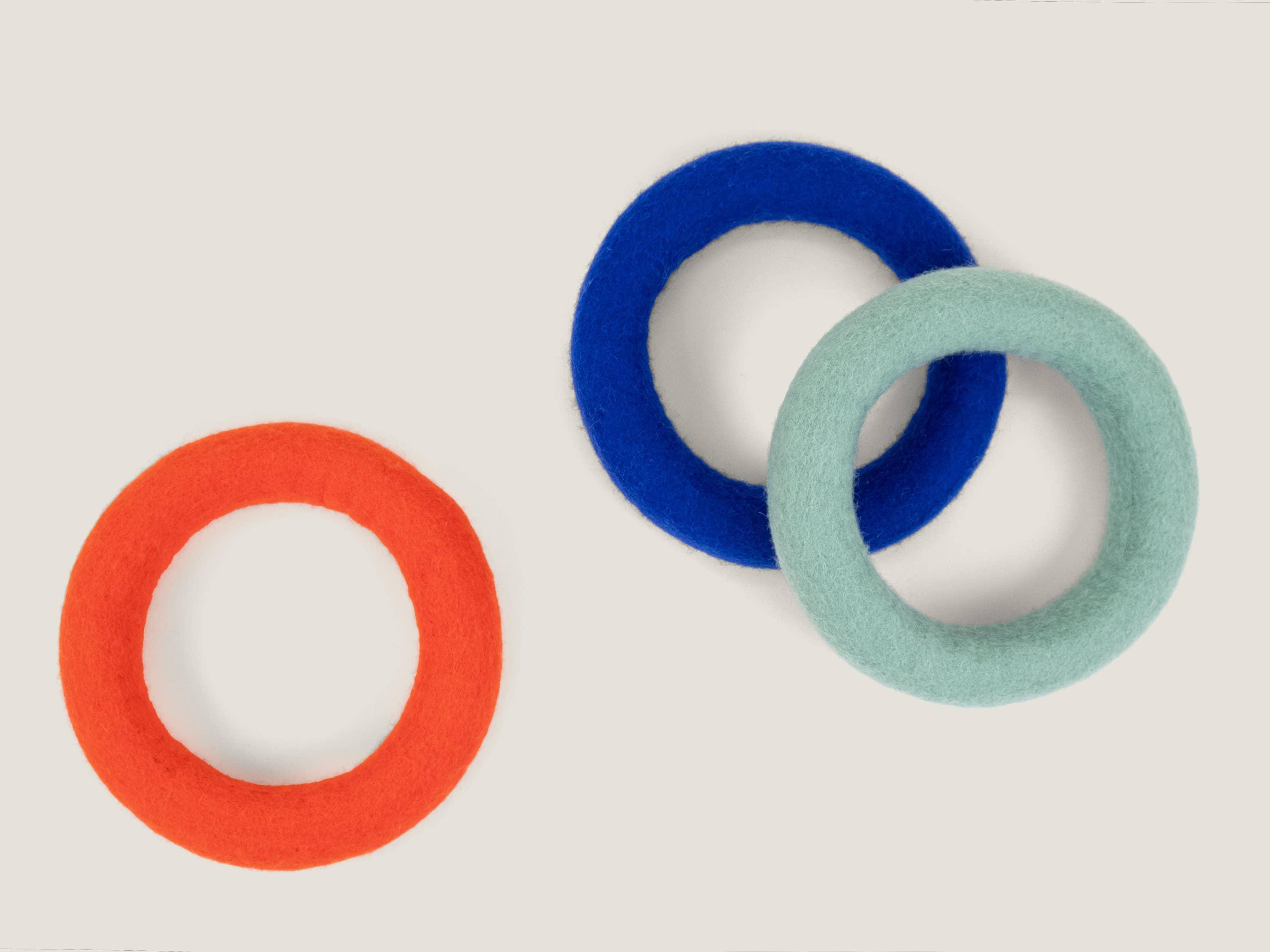 Isa Hundespielzeug - Ring myfelt 