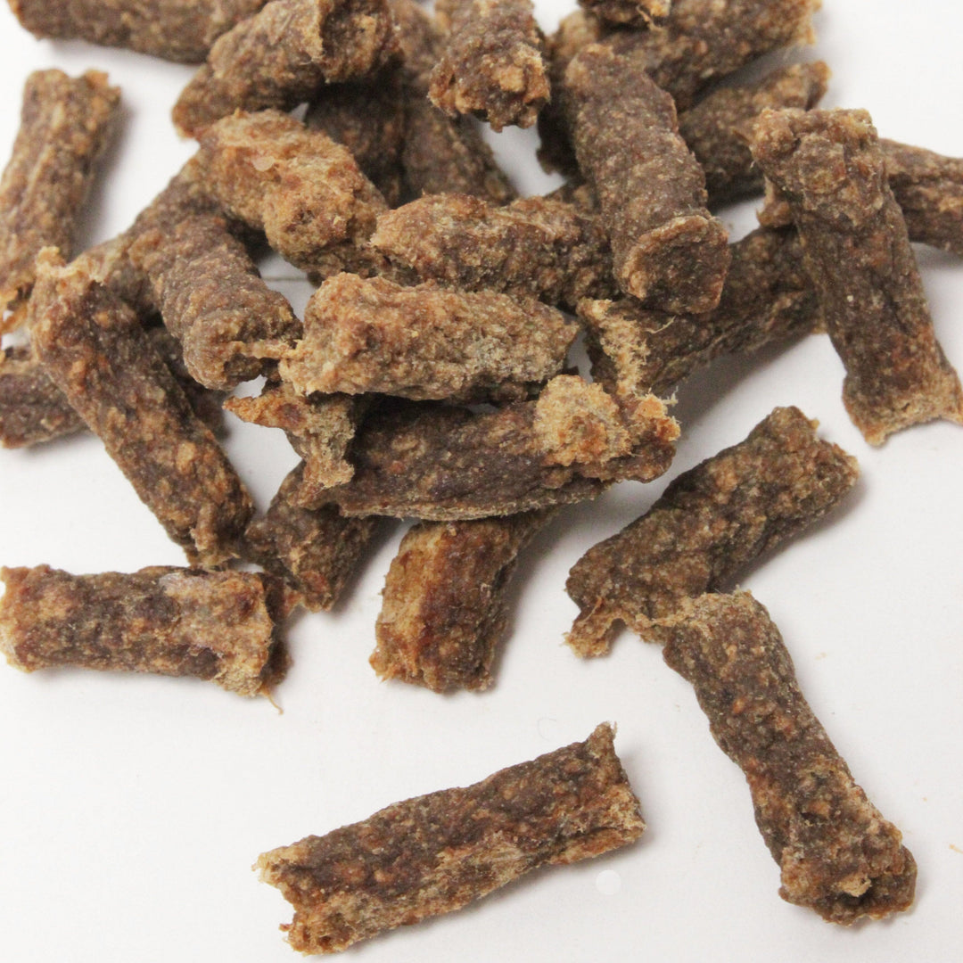 Rinder Sticks mit Superfoods Himbeere & Spinat WOOF DELI 